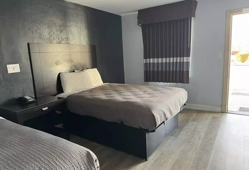 ２ダブルベッドのスタンダードルーム, Budget Inn Danville