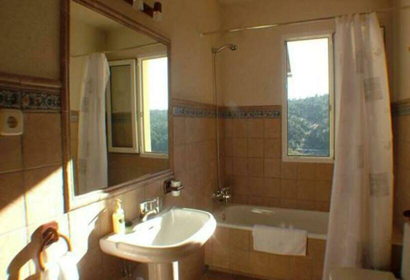 スタンダードルーム, Centro De Turismo Rural Roqueo De Chavela