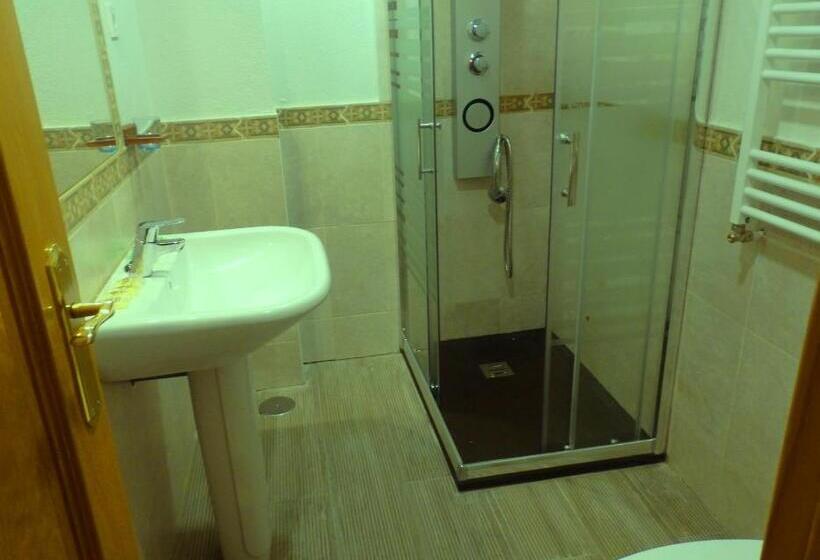 ファミリールーム, Centro De Turismo Rural Roqueo De Chavela