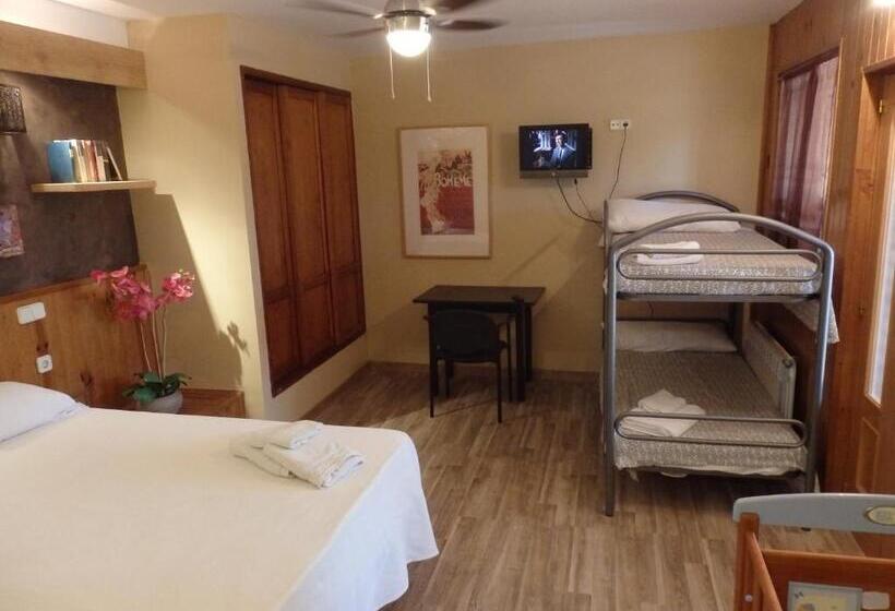 ファミリールーム, Centro De Turismo Rural Roqueo De Chavela