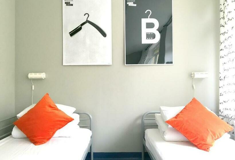 Кровать в Общей Комнате, Cloud Hostel