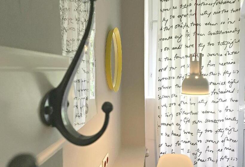 エコノミールーム, Cloud Hostel