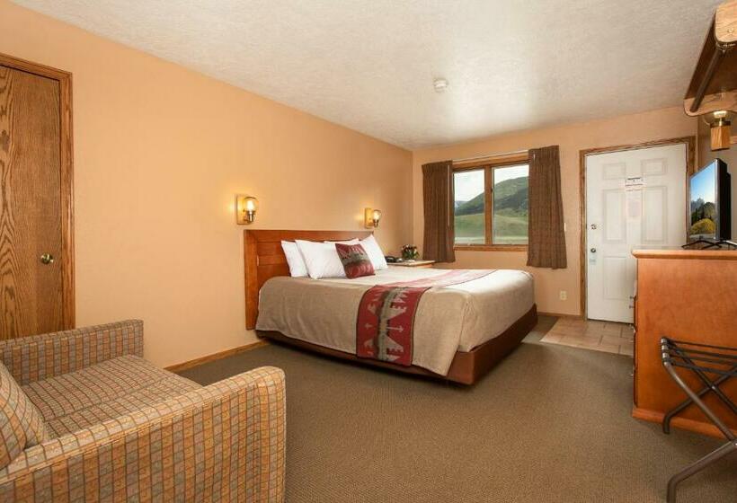 Quarto Estandar Cama King, Flat Creek Inn