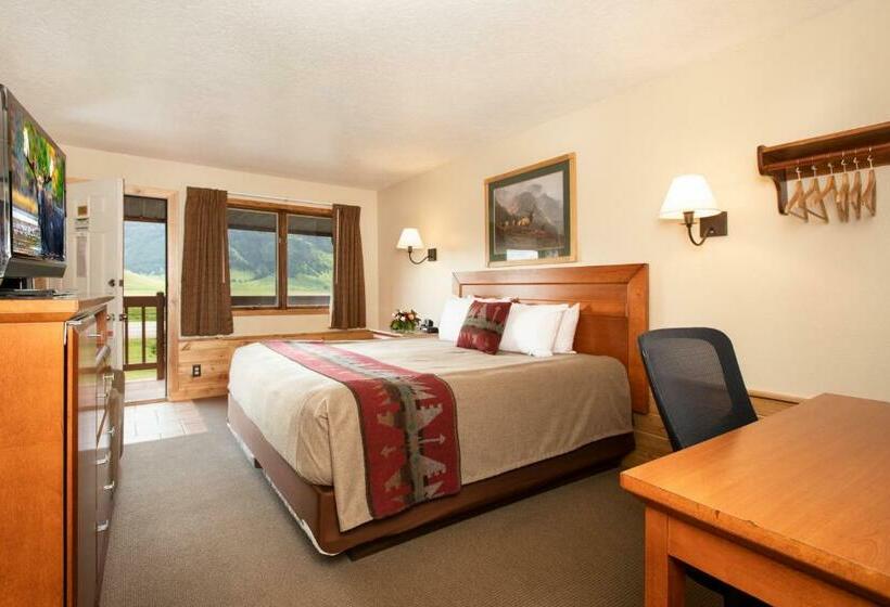 غرفة قياسية سرير كينج, Flat Creek Inn