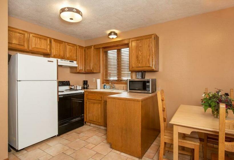 Quarto Deluxe, Flat Creek Inn