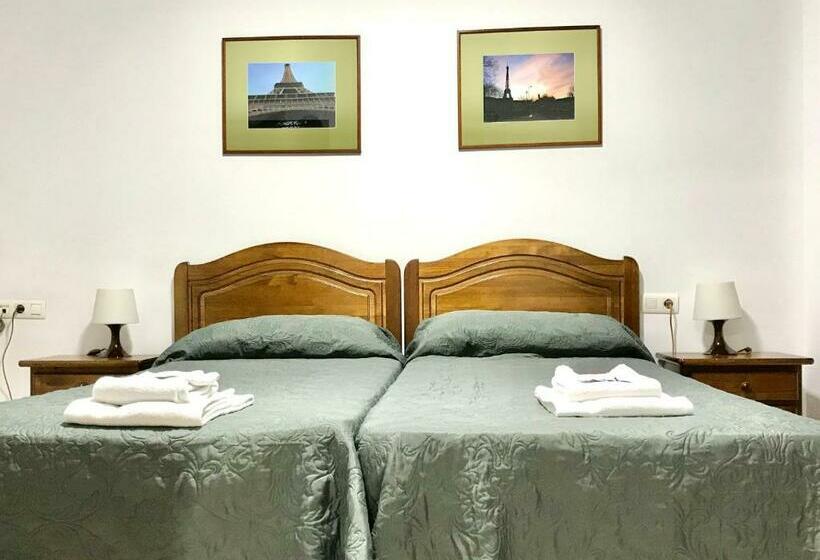 חדר סטנדרט, Hostal Carlos 2
