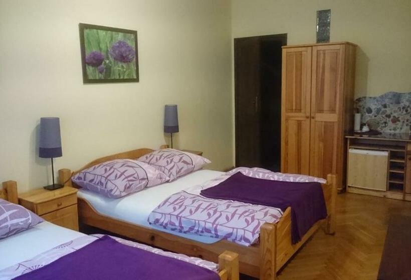 חדר סטנדרט לשלושה, Indalo Rooms