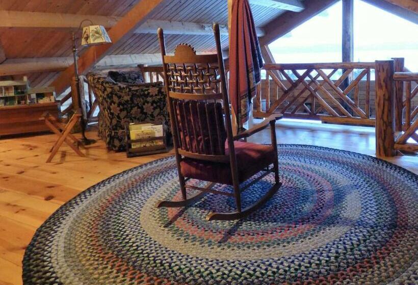 标准间带山景, Juneberry Lodge