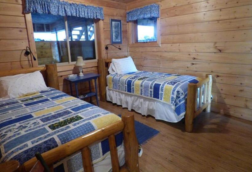 标准间, Juneberry Lodge