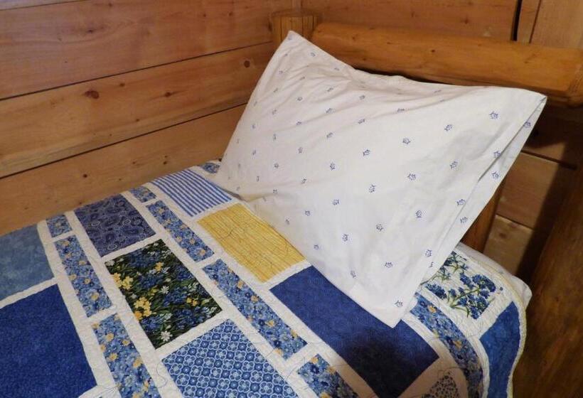 标准间, Juneberry Lodge