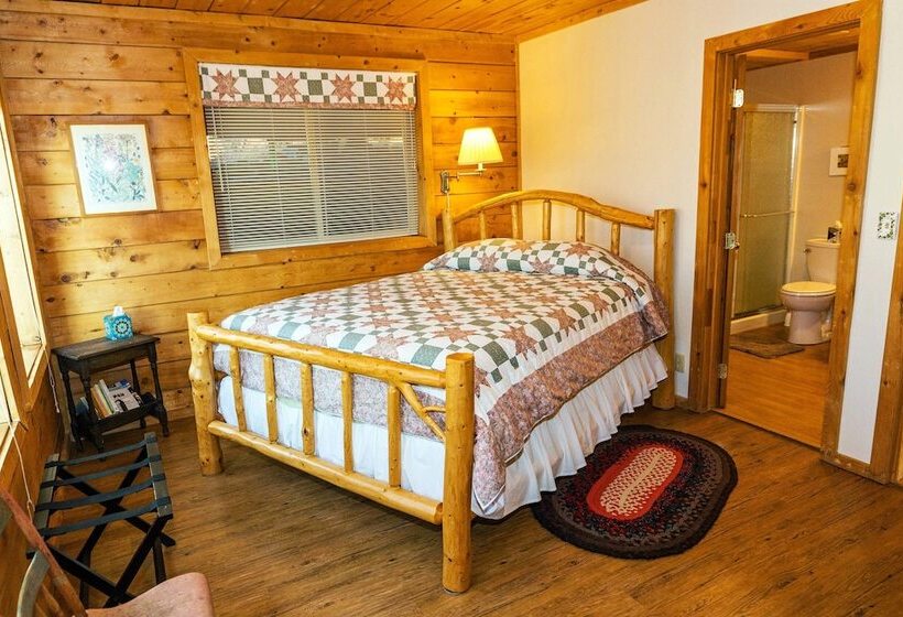 标准间, Juneberry Lodge