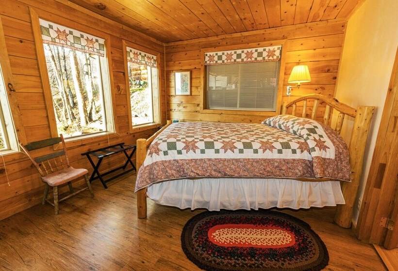 标准间, Juneberry Lodge