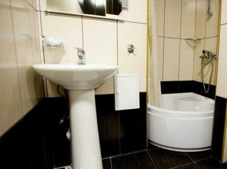 اتاق استاندارد, La Gil