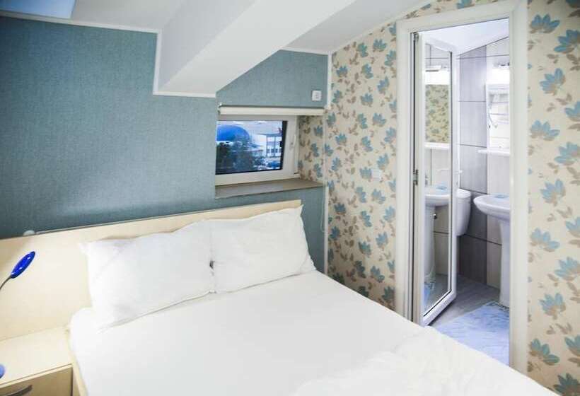 اتاق سوپریور یک تخته, La Gil