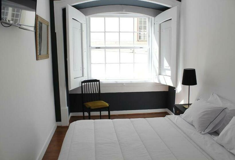 اتاق استاندارد با سرویس بهداشتی مشترک, Largo Da Se Guest House  Horigem