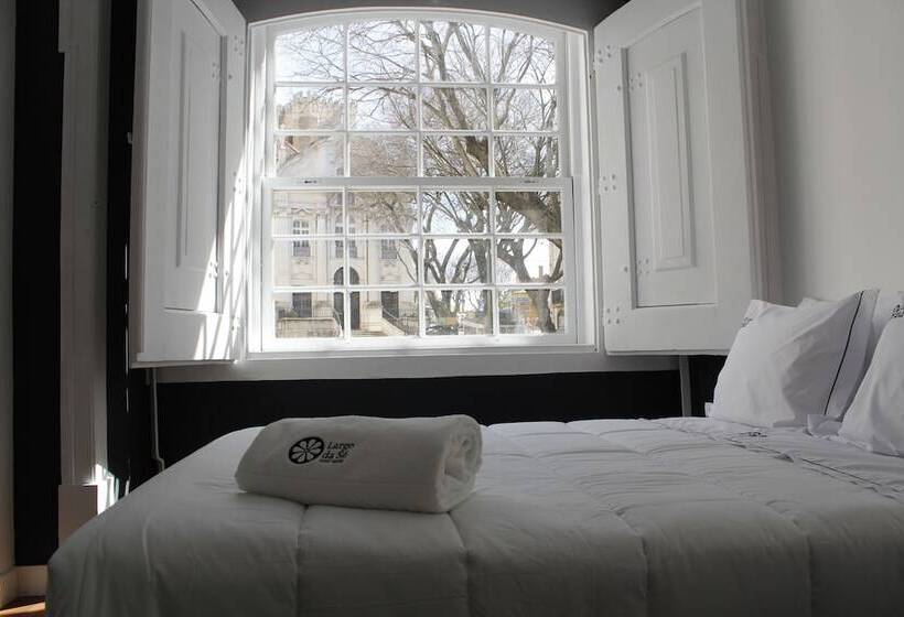 اتاق استاندارد با سرویس بهداشتی مشترک, Largo Da Se Guest House  Horigem