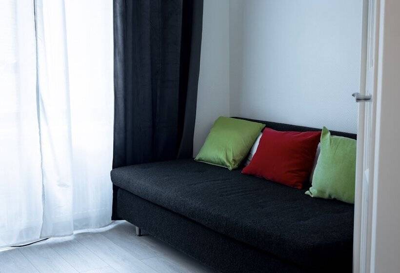 共用浴室的经济型房间, Lemonade