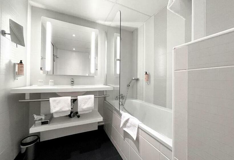 اتاق کلاسیک خانوادگی, Mercure Paris Porte De Versailles Expo