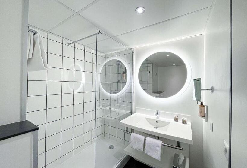 اتاق کلاسیک خانوادگی, Mercure Paris Porte De Versailles Expo