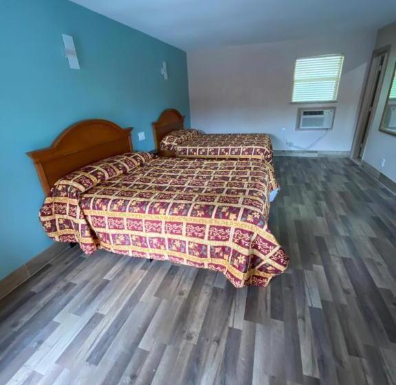 Номер Стандарт, Red Carpet Inn Daytona Beach