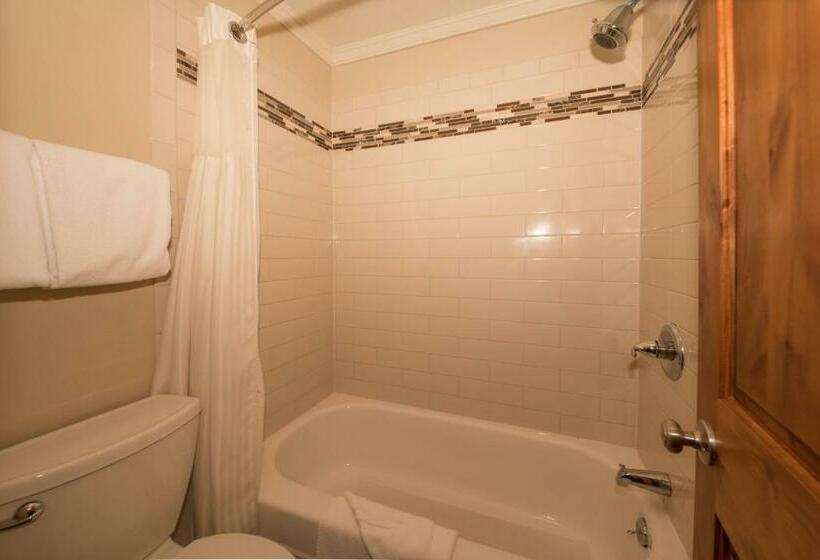 キングサイズベッドのスタンダードルーム, The Maxwell Inn