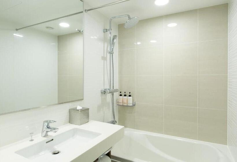 غرفة ديلوكس, The Strings Hotel Nagoya