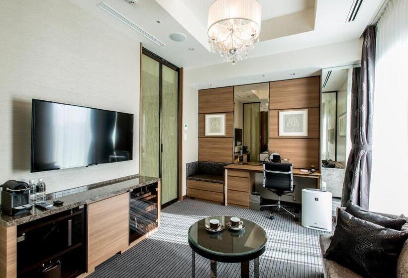 Люкс, The Strings Hotel Nagoya