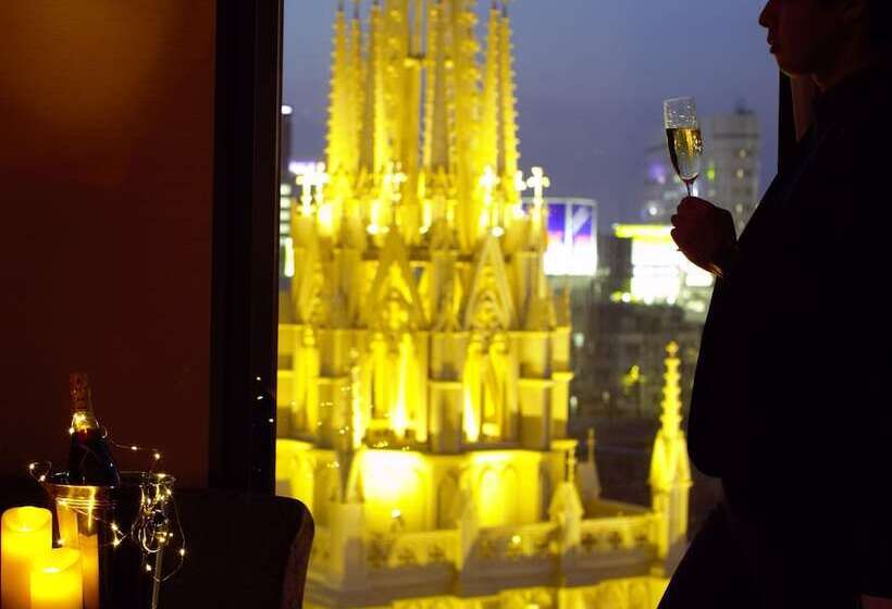 Номер Deluxe, The Strings Hotel Nagoya