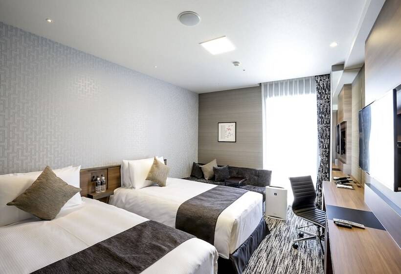 Номер Deluxe, The Strings Hotel Nagoya