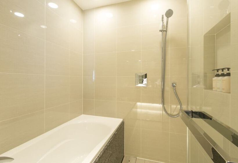 جناح, The Strings Hotel Nagoya