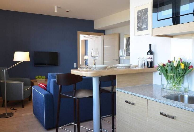 高级套房, Marina Club Old Town View