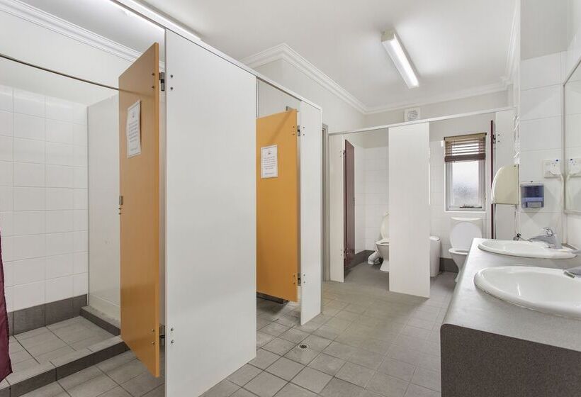 غرفة قياسية حمام مشترك, The Emperors Crown Hostel