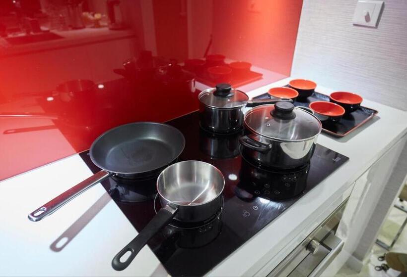 آپارتمان 1 خوابه با چشم‌انداز, Luxury Apartment Near Klcc & City Center