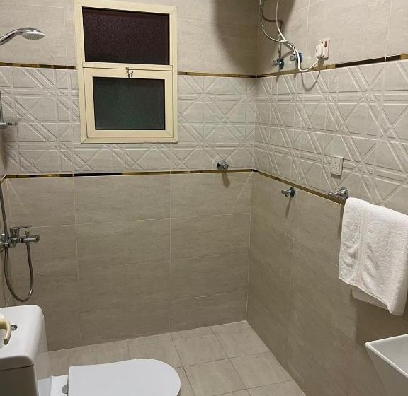 Standard Enkelrum, شقق ابراج الثريا للشقق المخدومة