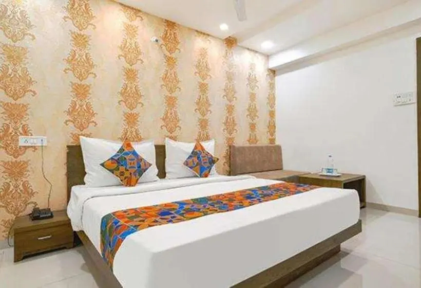 Sviitti, Fabhotel 10 11 Residency