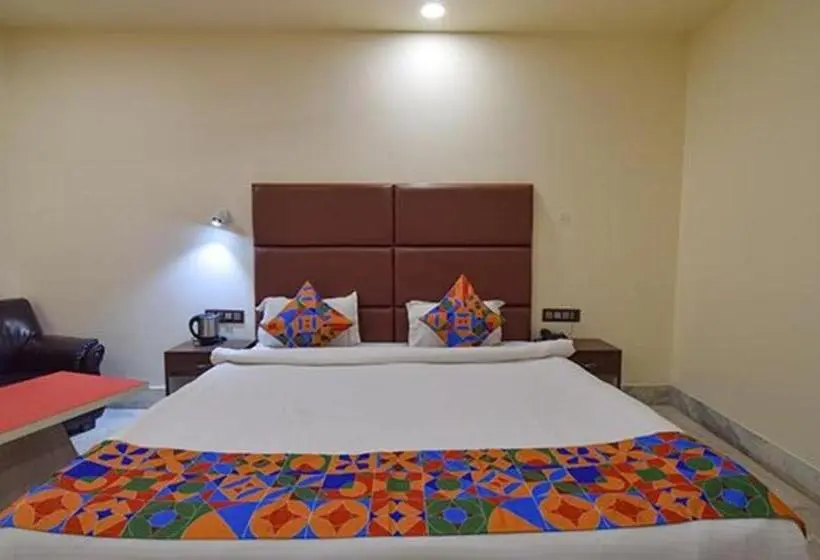 スーペリアールーム, Fabhotel Rr Suites Guwahati