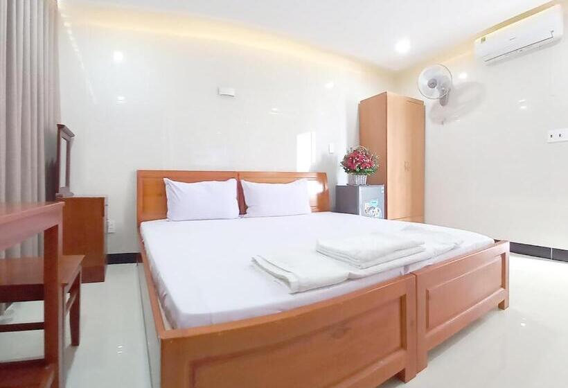 اتاق سوپریور با تخت بزرگ, Khách Sạn Cúc Phương