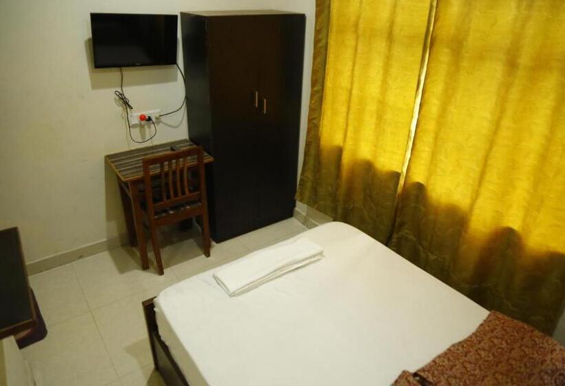 חדר סטודיו סטנדרד, Kpk Residency Arani