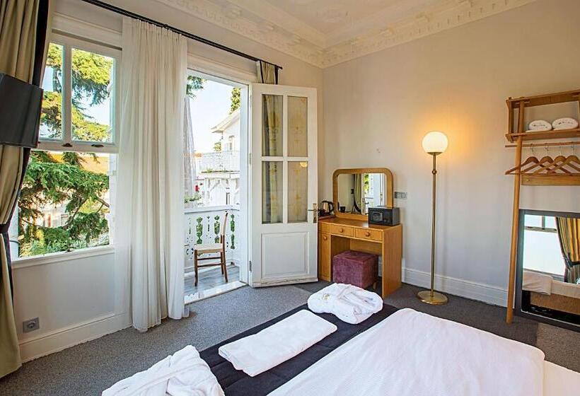 Номер Deluxe Вид на Море с Балконом, Mansion Miliá