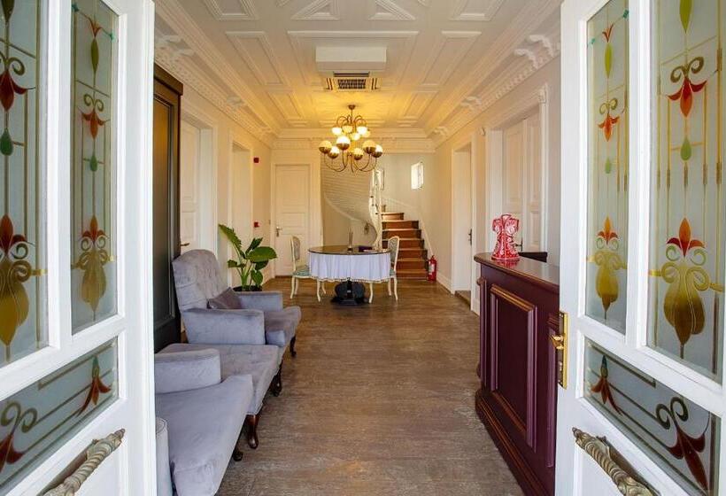 Номер Deluxe Вид на Море с Балконом, Mansion Miliá