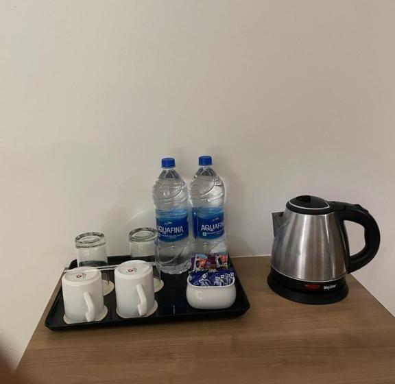 套房, Rise & Dine Restaurant & Banquet