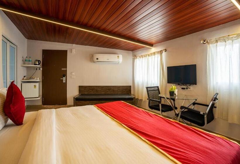 Семейный Номер, Seasons Suites   Koramangala