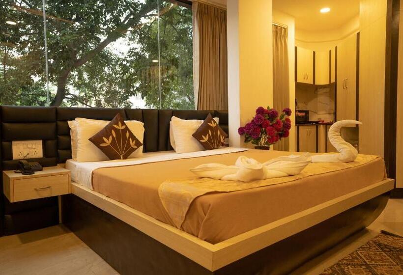 Студио Стандарт Кровать Кинг, Seasons Suites   Koramangala