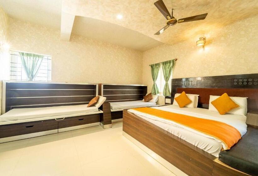 Апартаменты 2 Спальни, Seasons Suites   Koramangala