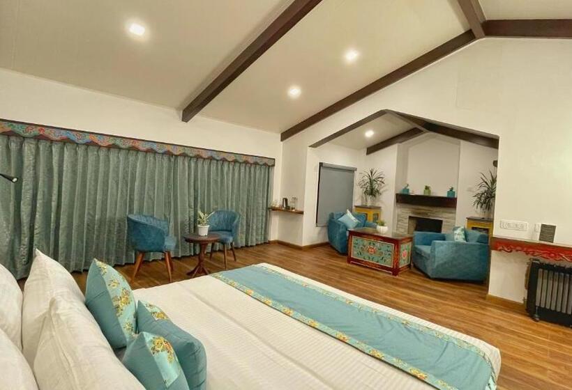 带大床的高级房间, Voyage Glenz Resort