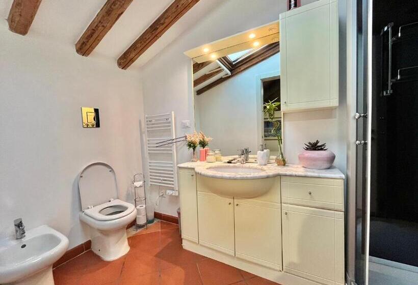 اتاق استاندارد, Ristorante Club Villa Meraville