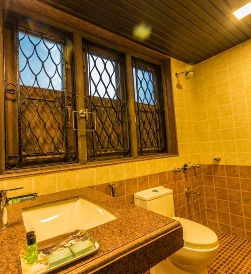 디럭스 룸, Matheran Green Field Resorts