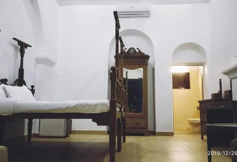 スタンダードインサイドビュールーム, Matheran Green Field Resorts