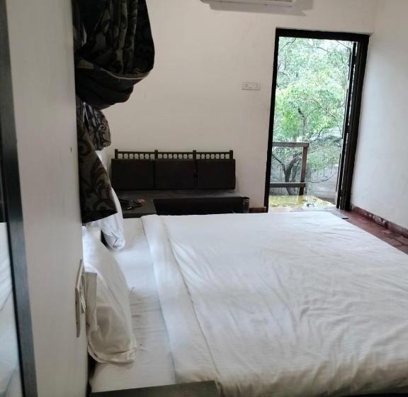 Номер Basic, Matheran Green Field Resorts