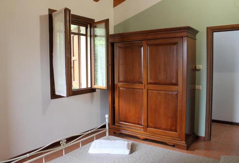 디럭스 룸, La Rizza